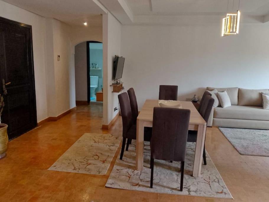 Appartement Confortable Avec 5 Piscines มาร์ราเกช ภายนอก รูปภาพ